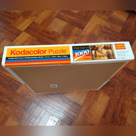 Vintage 1994 Rose Art Kodacolor New Sealed Premium 1000 Piece "Toy Shelf" Puzzle - Picture 3 of 5